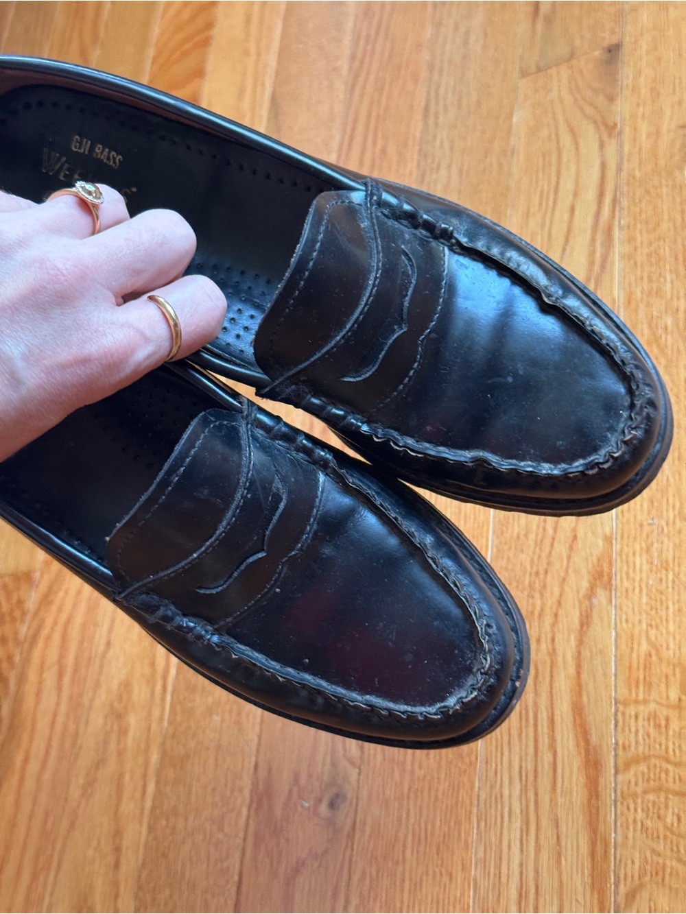 G.H. Bass - womens whitney lug sole Black Leather Penny Loafers